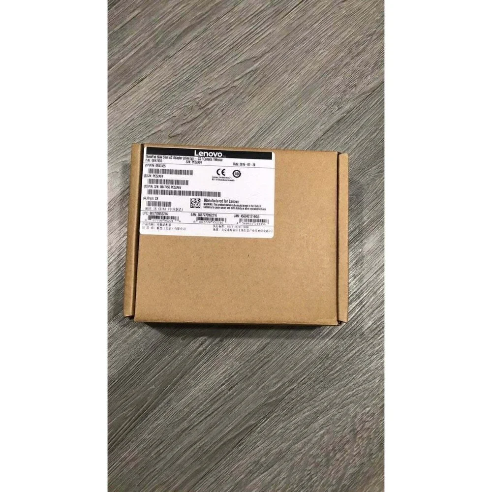 Lenovo ThinkPad‎ 65W Slim AC Adapter
